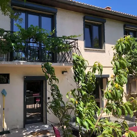3 Jardin, Jaccuzi, Proche * Le Pradet